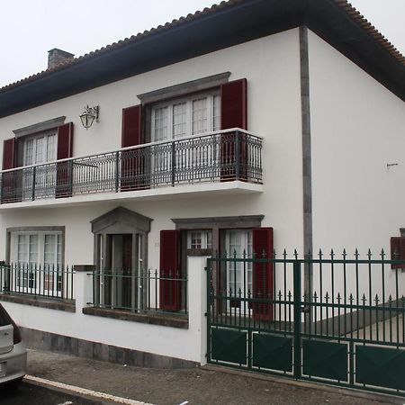 Vitorino De Nemesio Guesthouse Ponta Delgada Kültér fotó