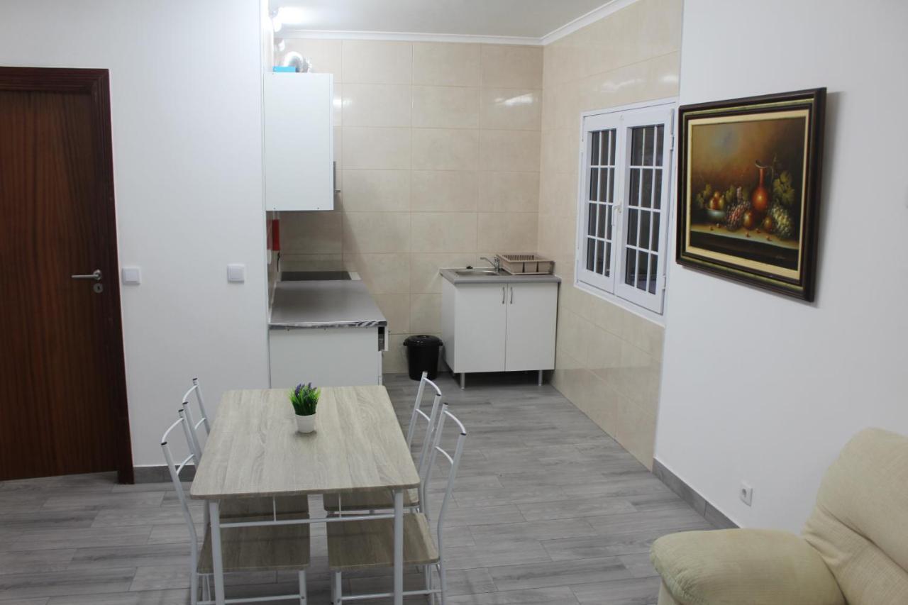 Vitorino De Nemesio Guesthouse Ponta Delgada Kültér fotó