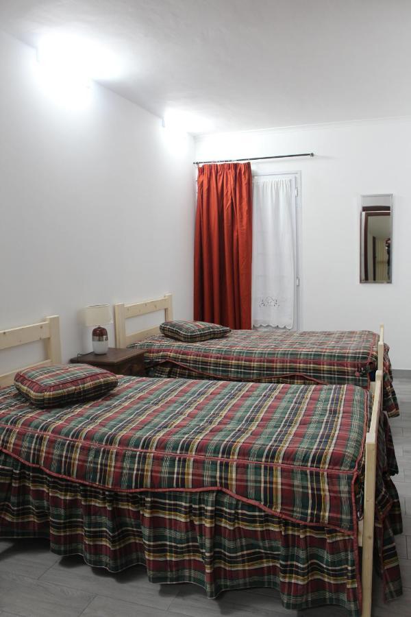 Vitorino De Nemesio Guesthouse Ponta Delgada Kültér fotó