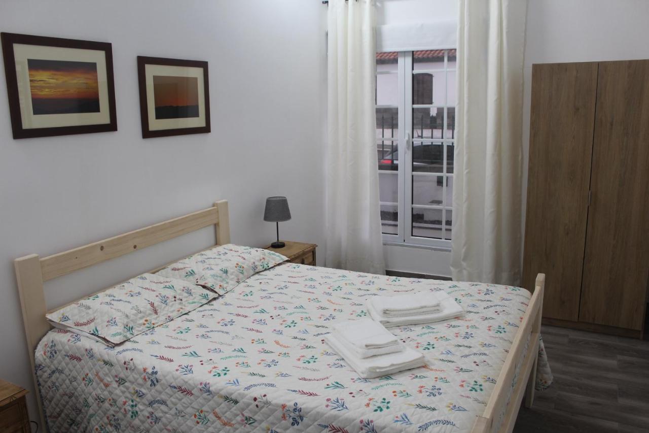 Vitorino De Nemesio Guesthouse Ponta Delgada Kültér fotó