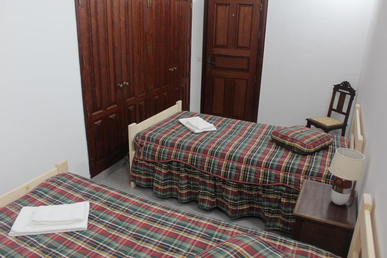 Vitorino De Nemesio Guesthouse Ponta Delgada Kültér fotó