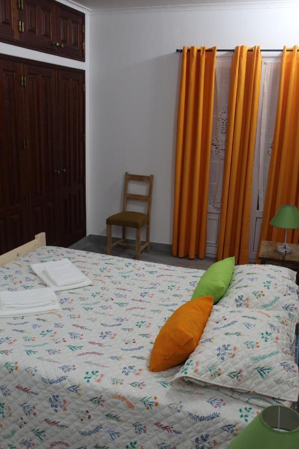 Vitorino De Nemesio Guesthouse Ponta Delgada Kültér fotó